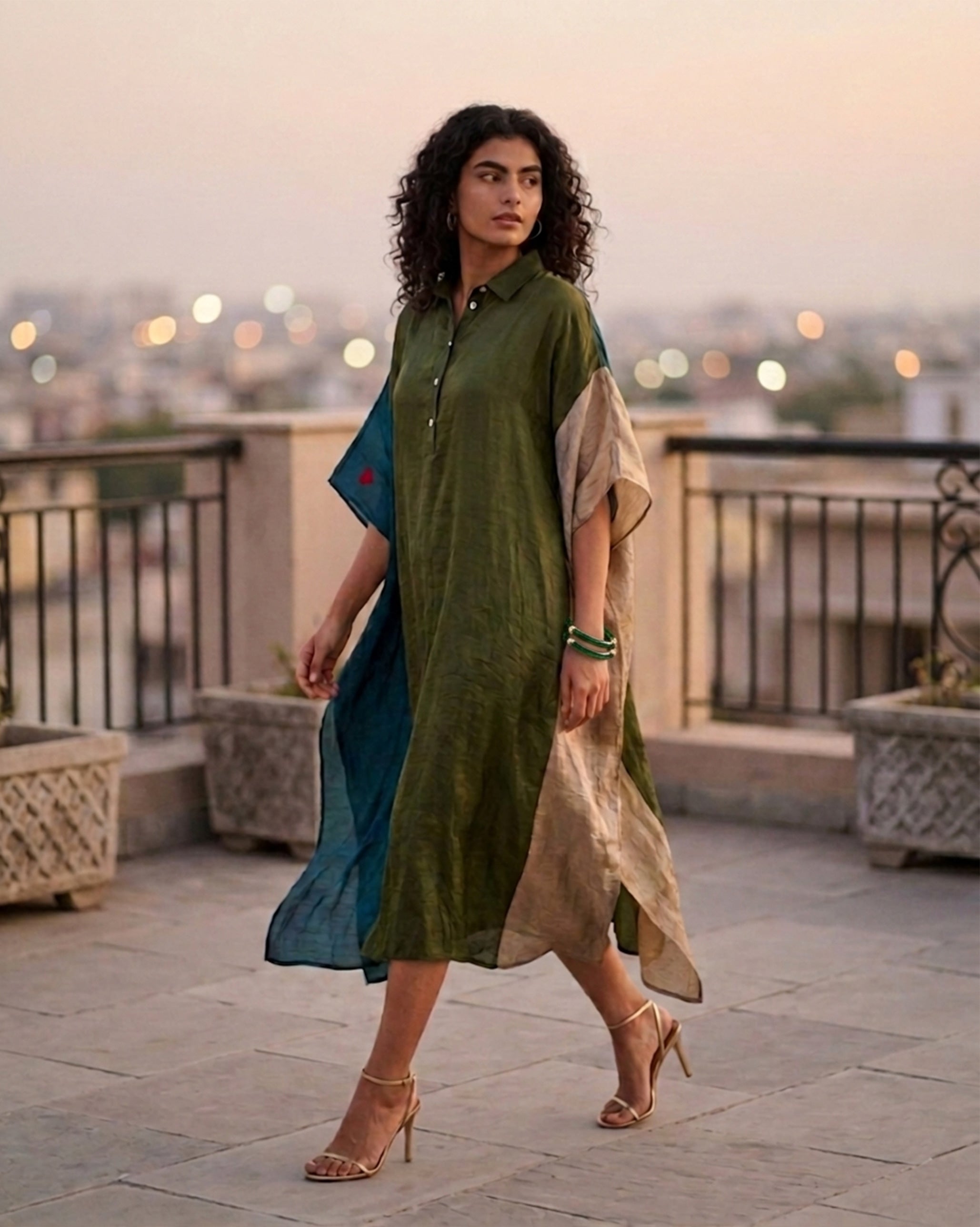 Collared Kaftan - Green & Silver