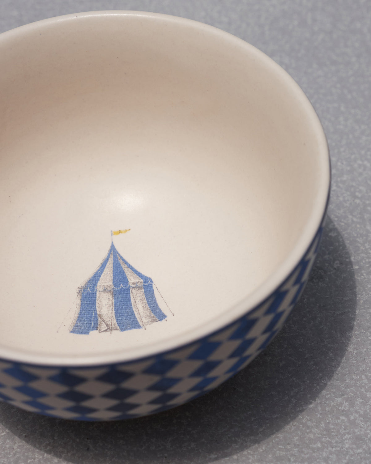 Close-up of the blue tent painted inside the Sahara katori.