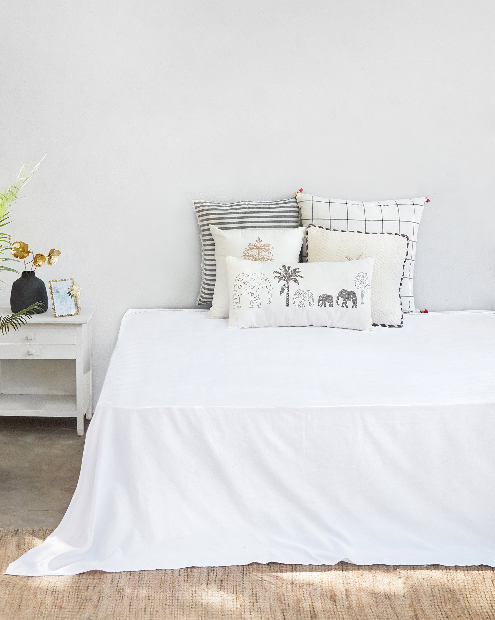 Ele Palm Bedsheet Queen with Pillow Case Set