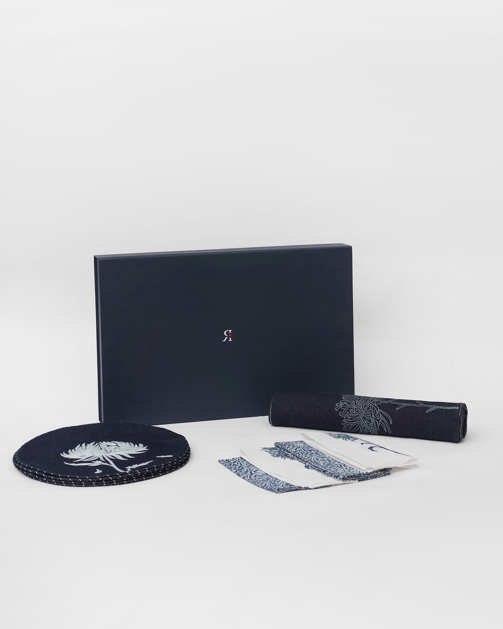 Chandramallika Table Gift Set