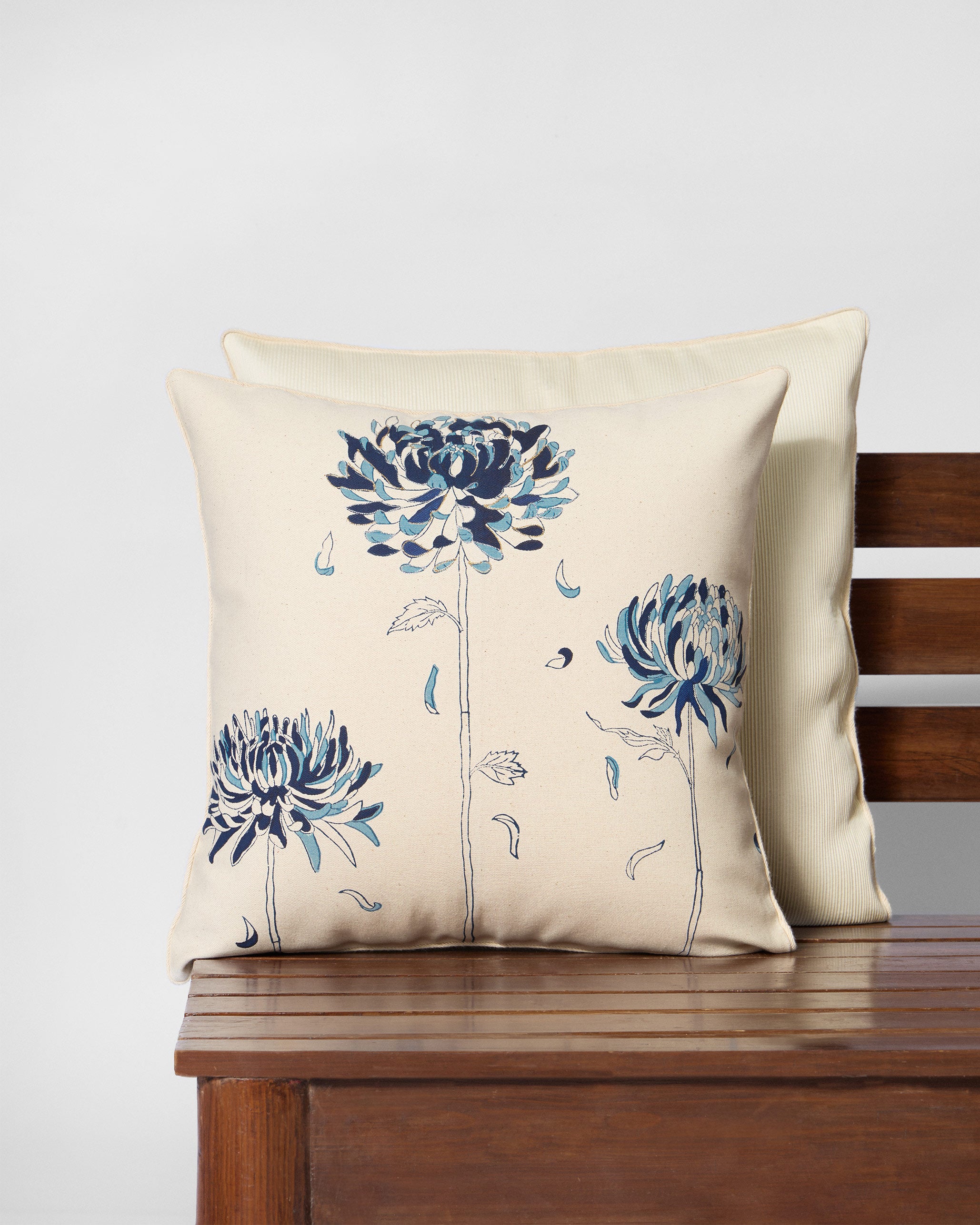 Sevanthi Printed Cushion
