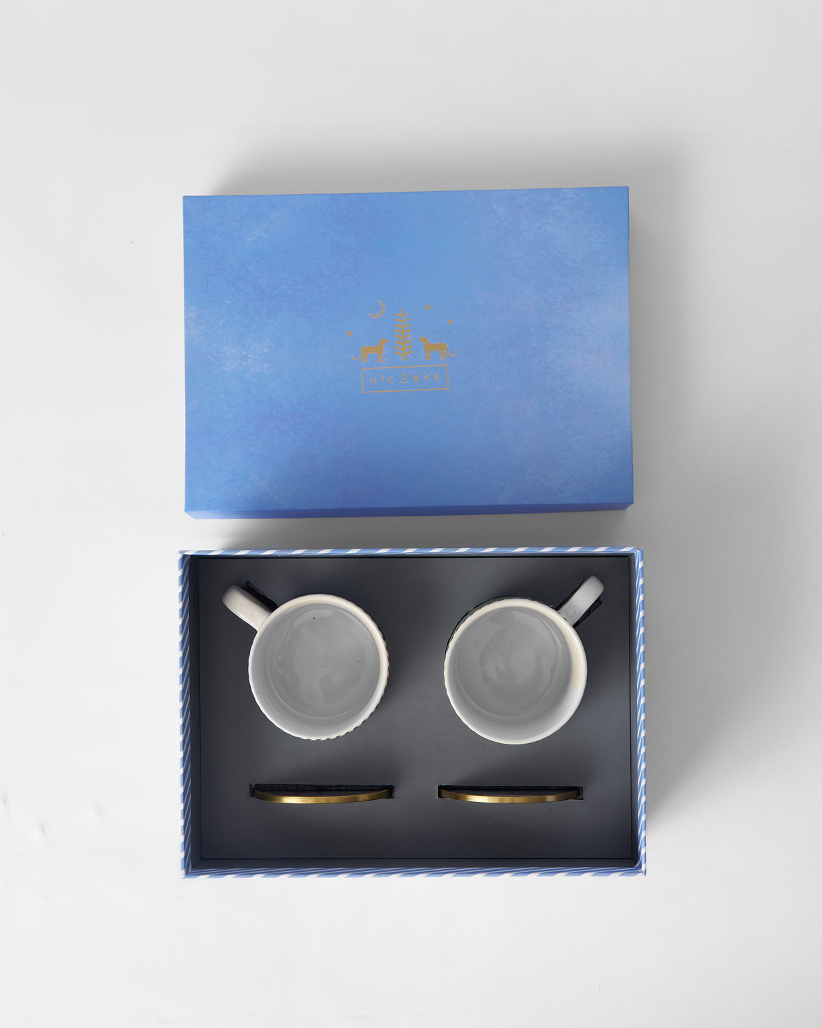 Two Ceylon Lush mugs in a blue gift box, with the lid set above.
