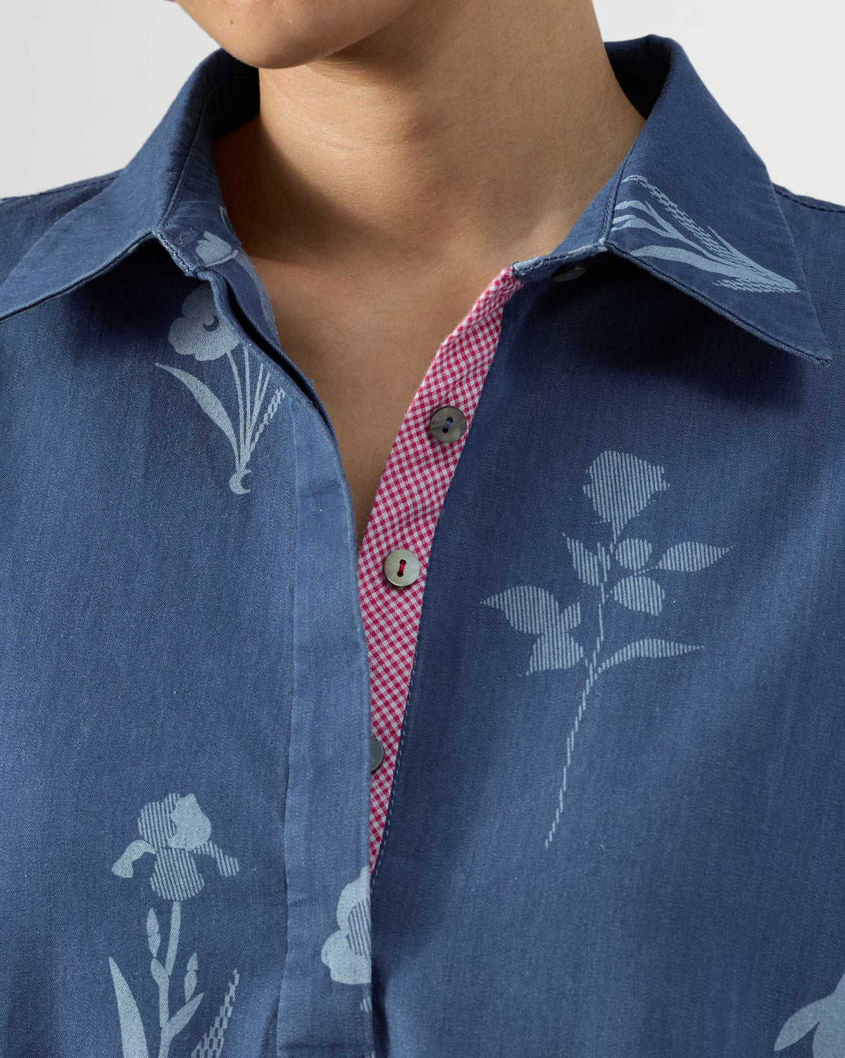 Close-up of the Happy Heart dress collar with gingham placket lining.