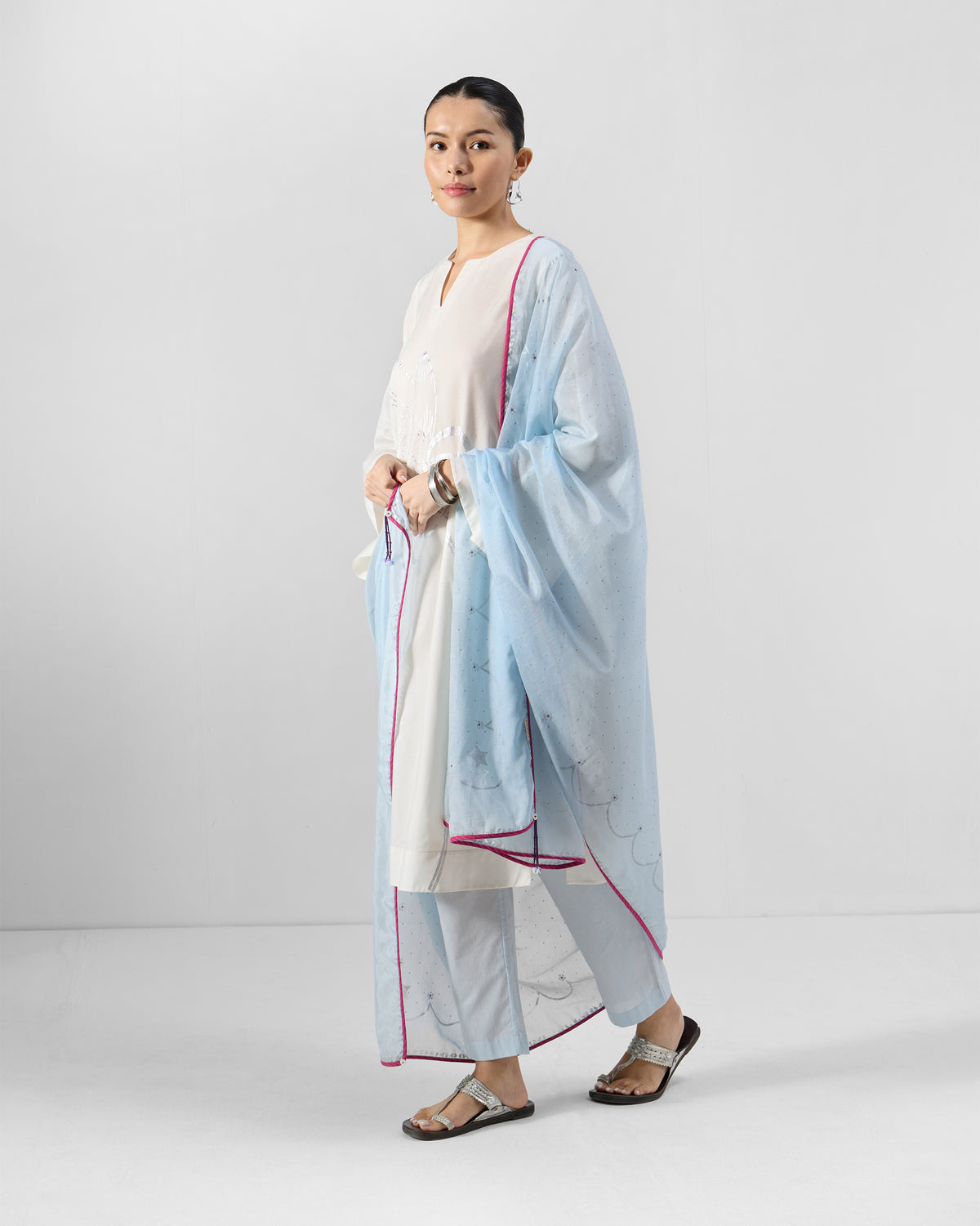 look1_Festive Gatherings