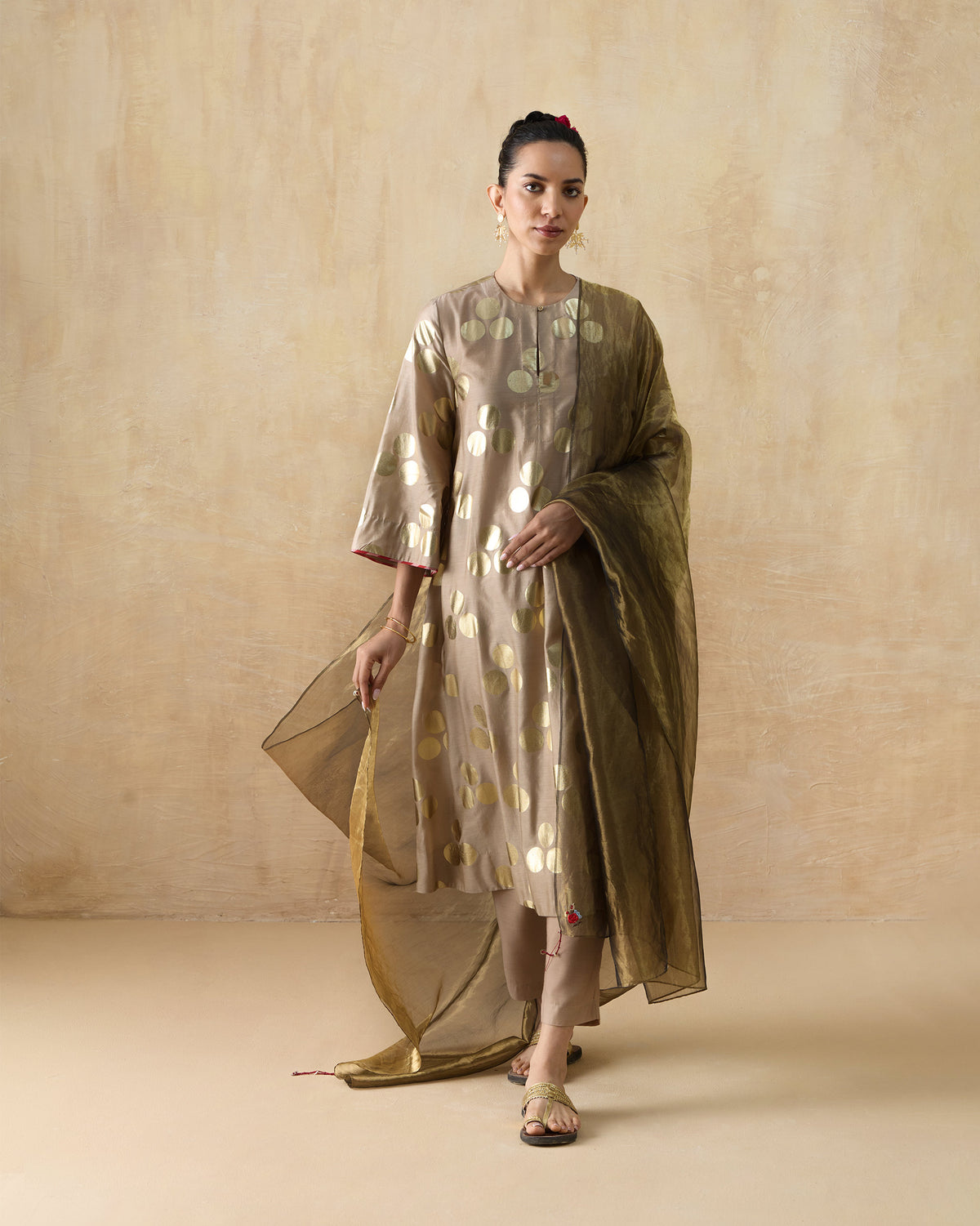 look2_Festive Gatherings
