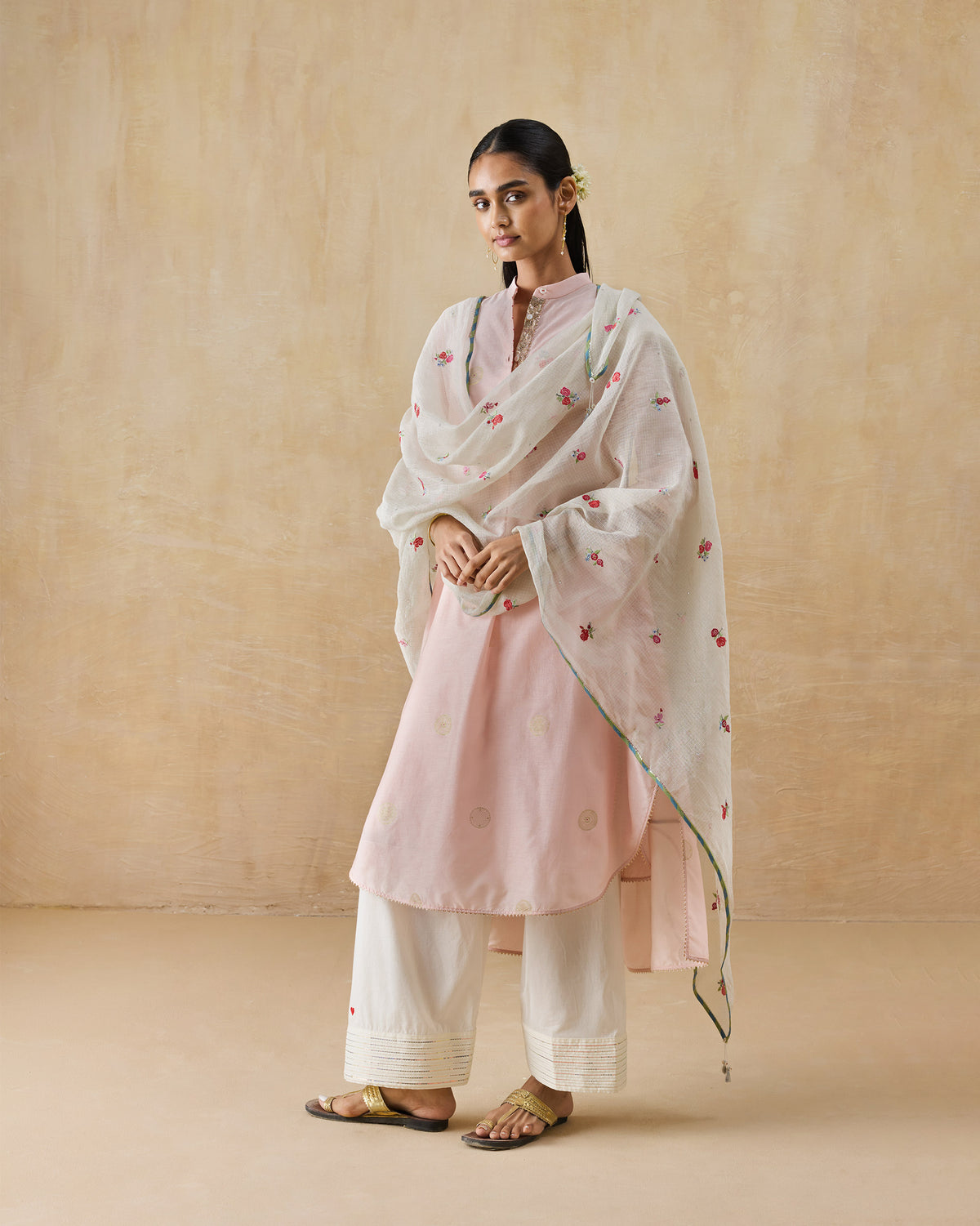 look1_Festive Gatherings