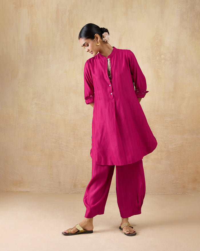 The Basic Mid Length Kurta Set