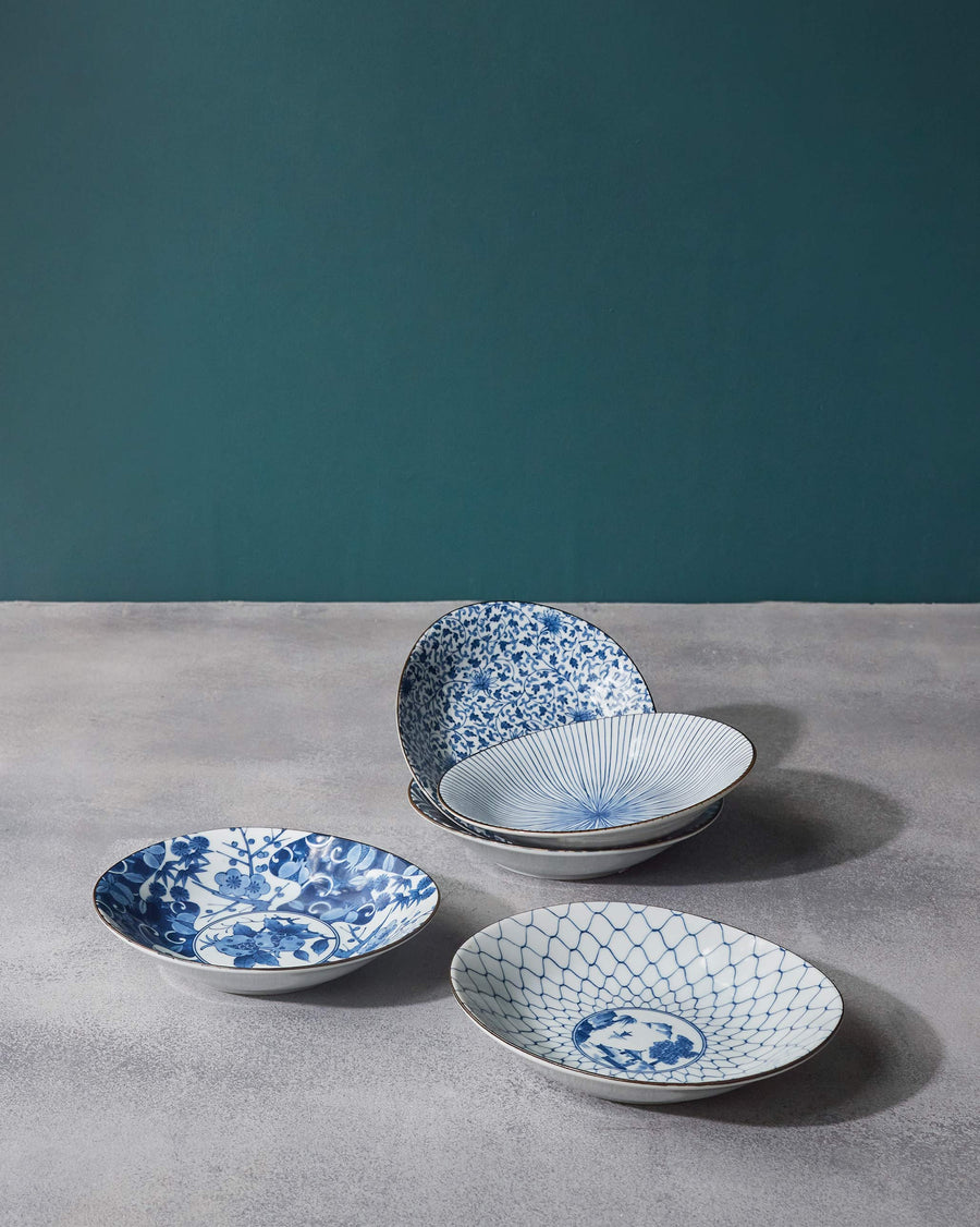 The bowls together.