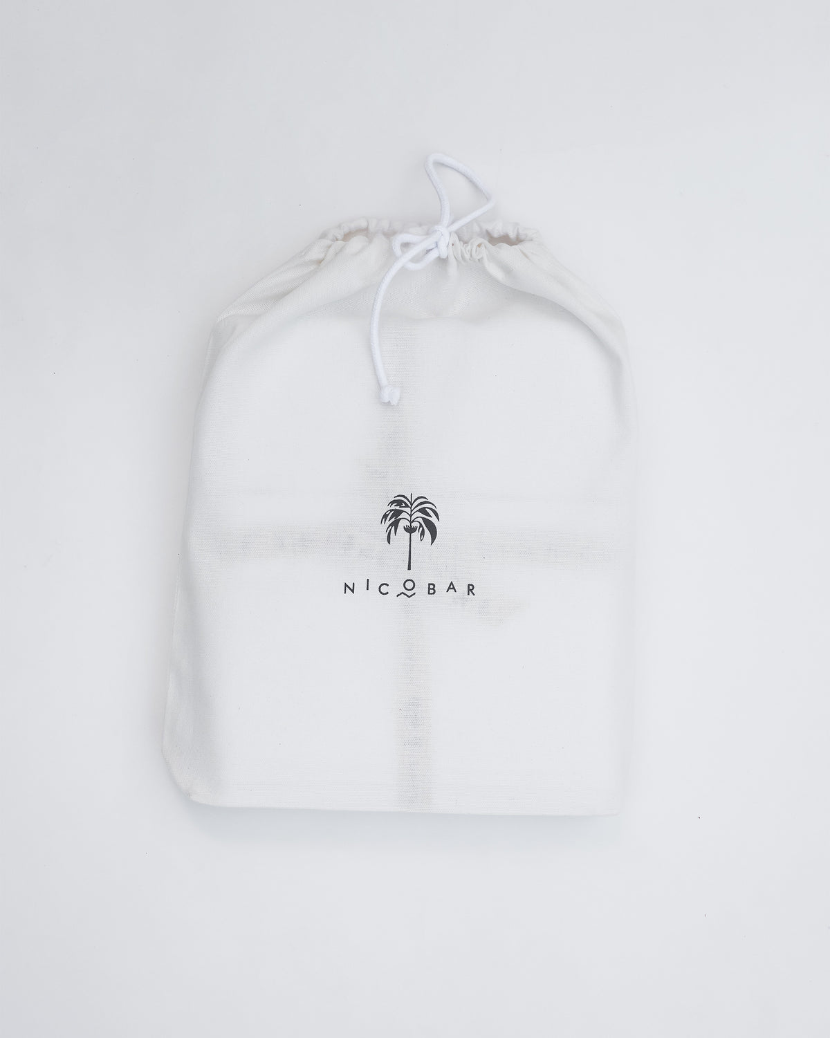 The cotton pouch.