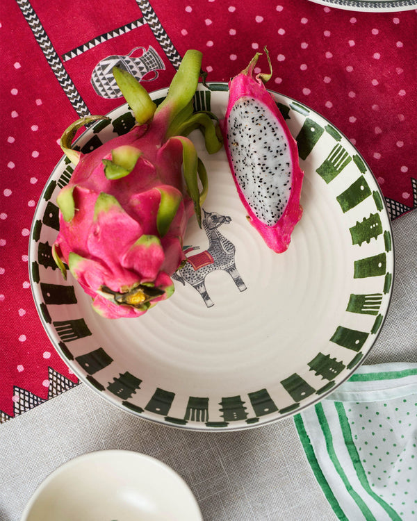 The plate with dragon fruit