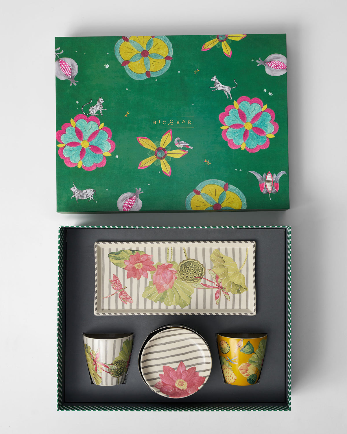 Open Lotus Garden gift box with lotus tray, mugs, and tea plate.