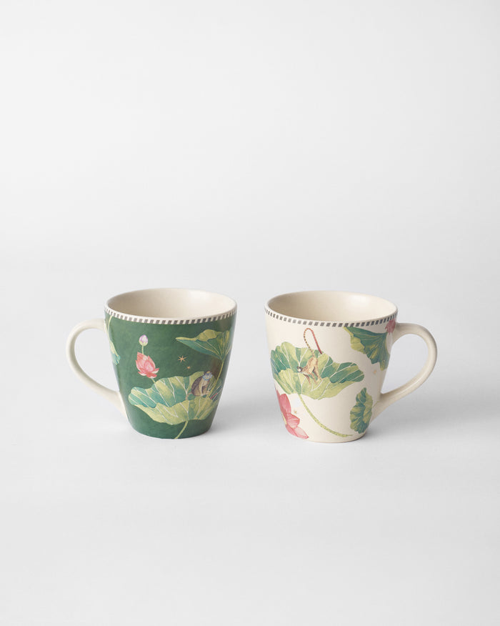 The two mugs together