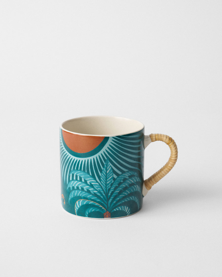 The Caden mug from the front.