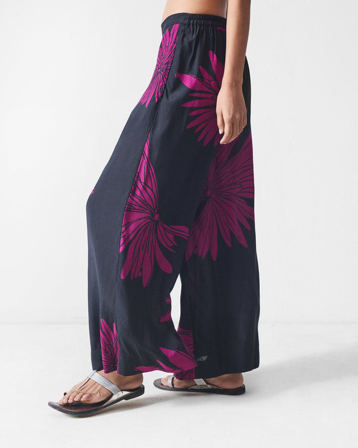 Basic Pyjama - Black & Mulberry Printed