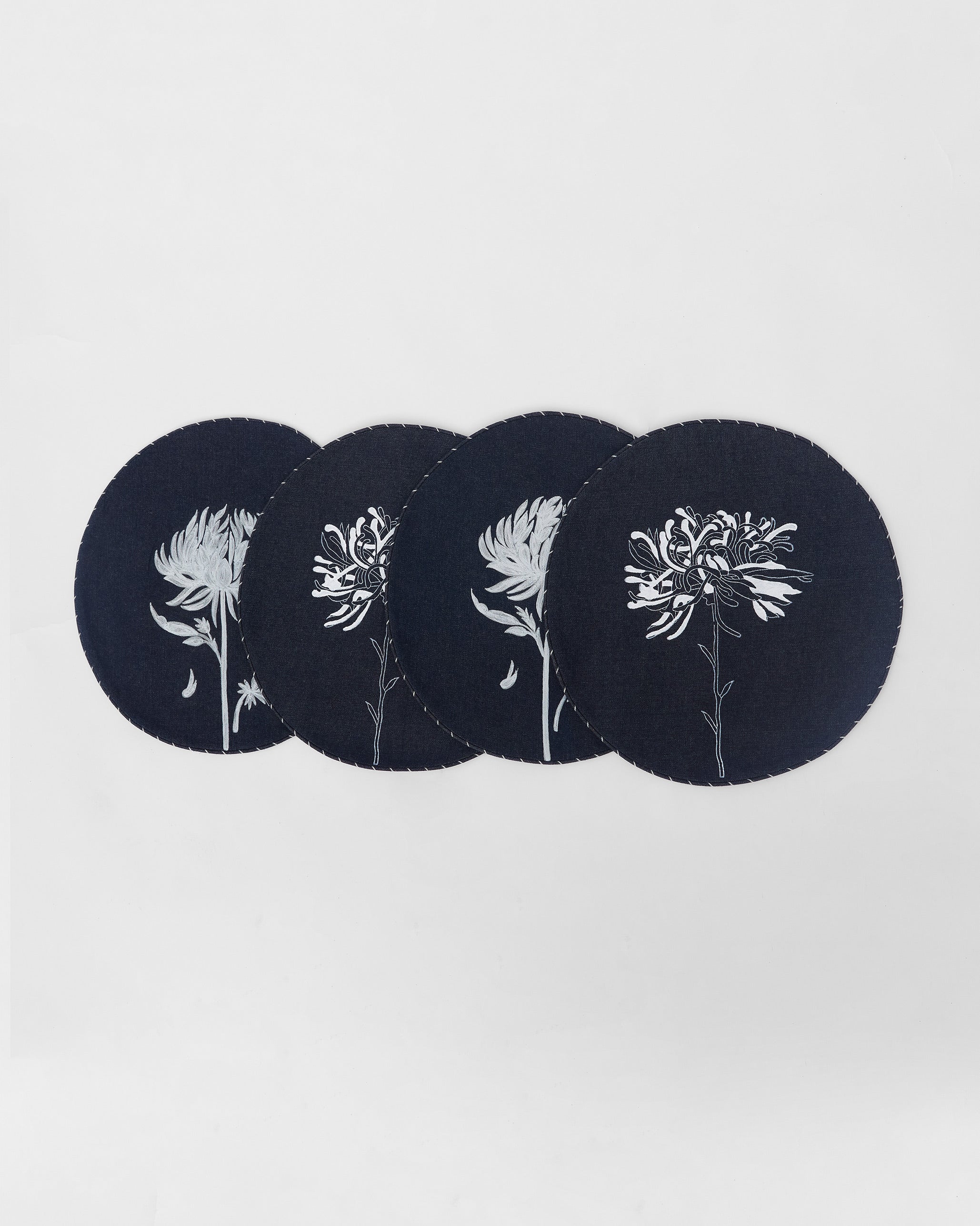 Chandramallika Table Gift Set