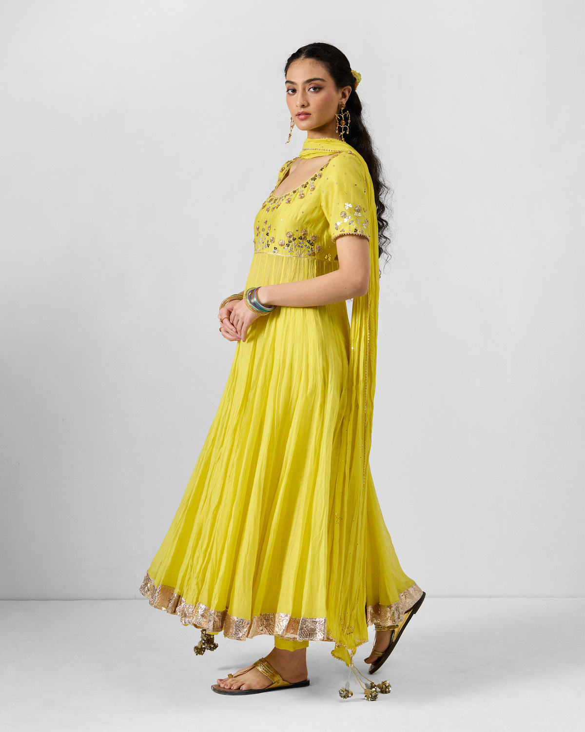 look1_Festive Gatherings