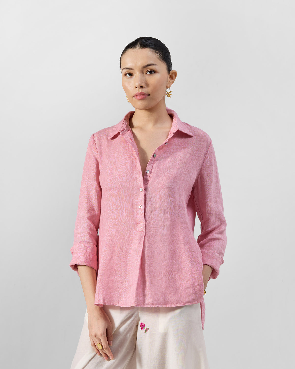 Soft pink Mati linen shirt with a pointed collar and relaxed regular fit.