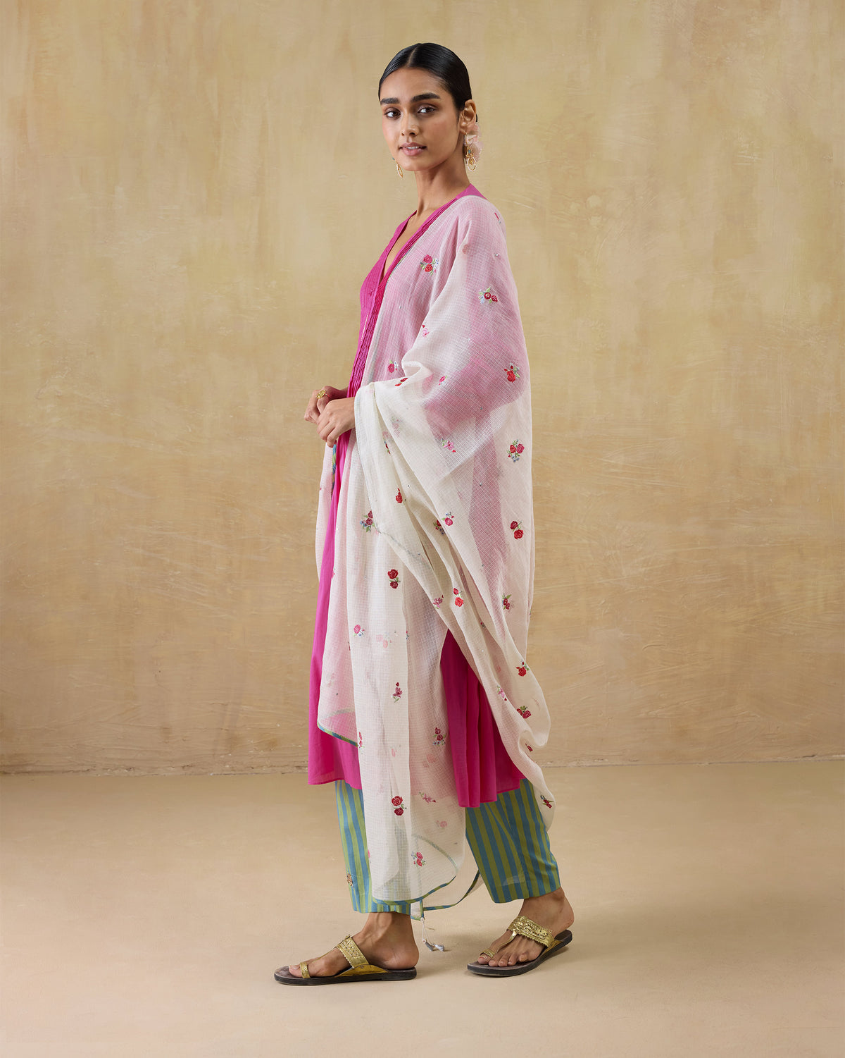 look2_Festive Gatherings