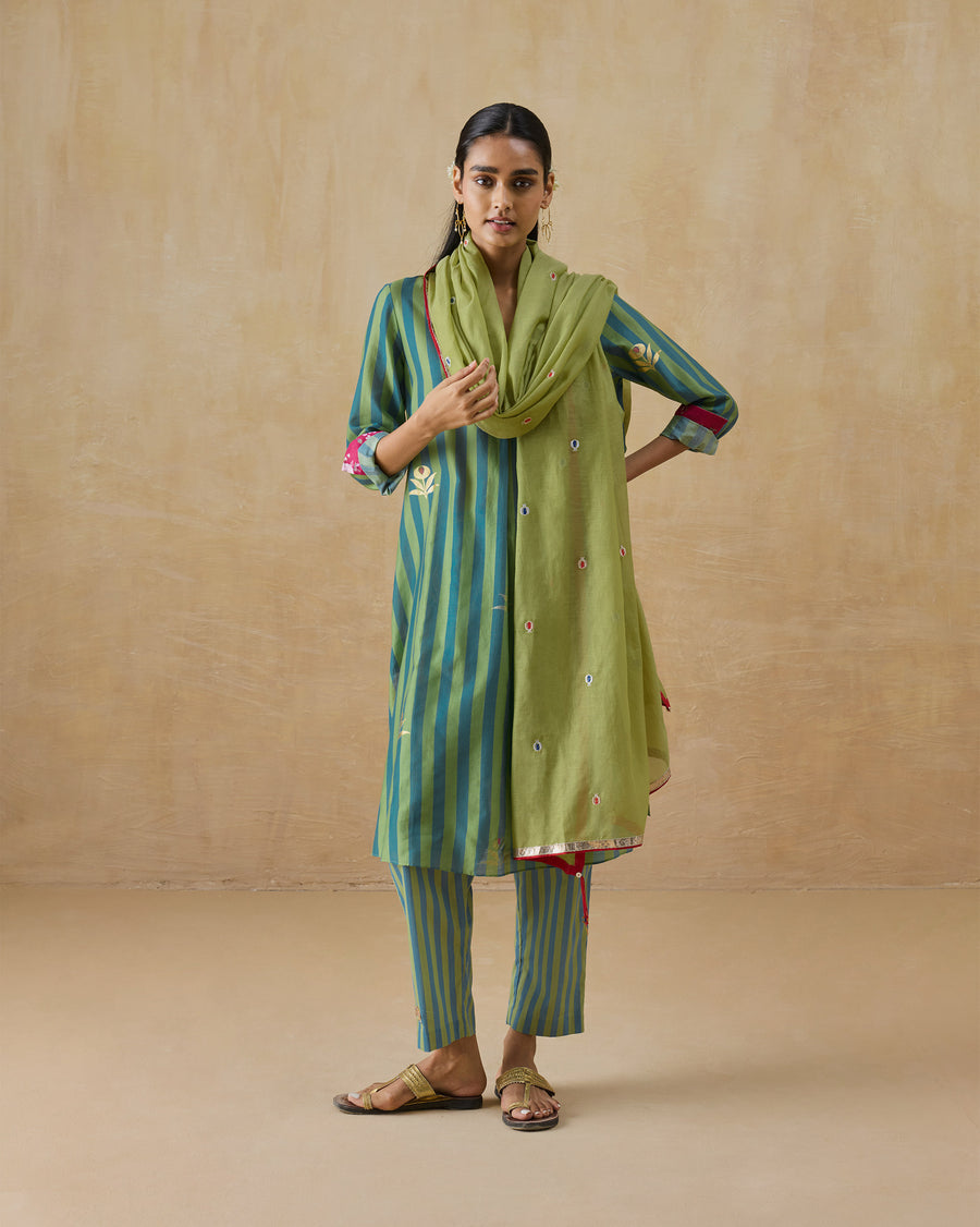 The Cauvery Dupatta worn over the Front Pleated Kurta and Arzoie Pants.