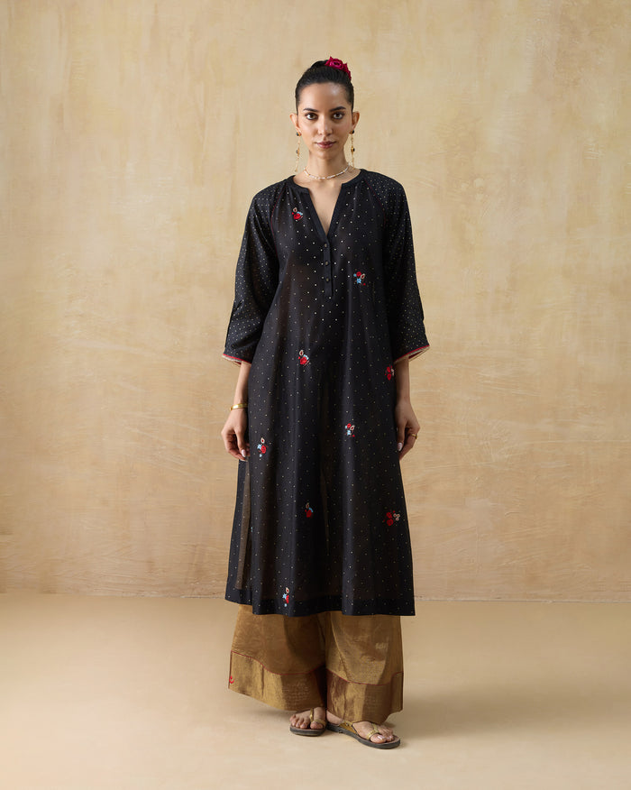 look1_Festive Gatherings