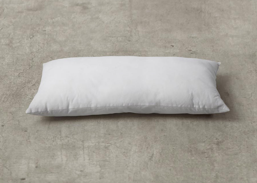 The 36 x 66 cm pillow filler.